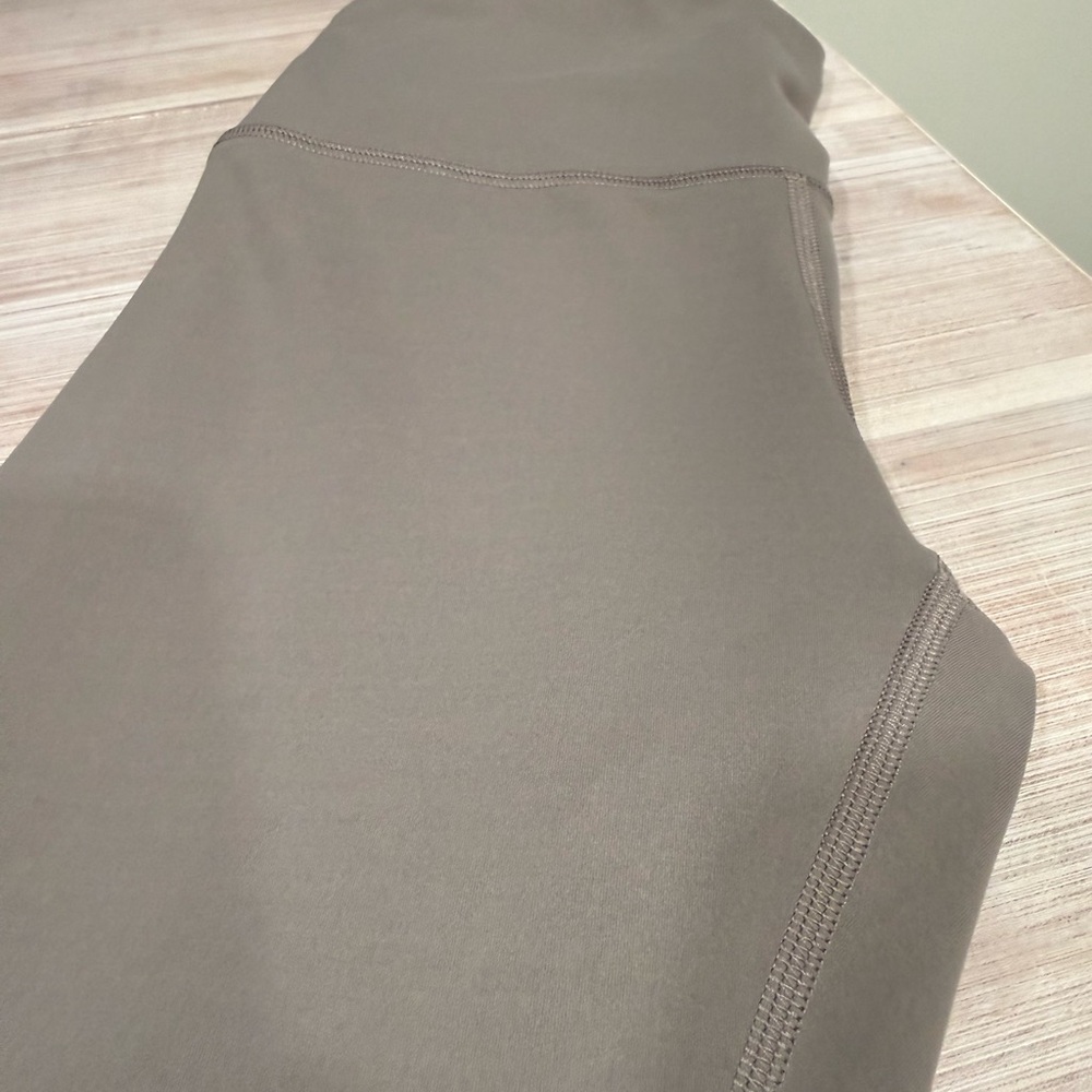 Lululemon Leggings pants warm ash grey wunder train high rise tight 25” size 6 - Picture 4 of 6